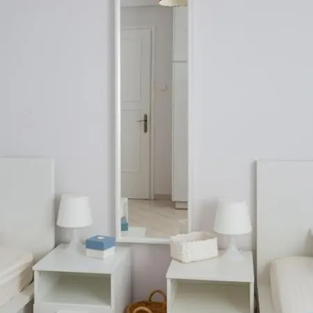 Korres Grove Holiday home